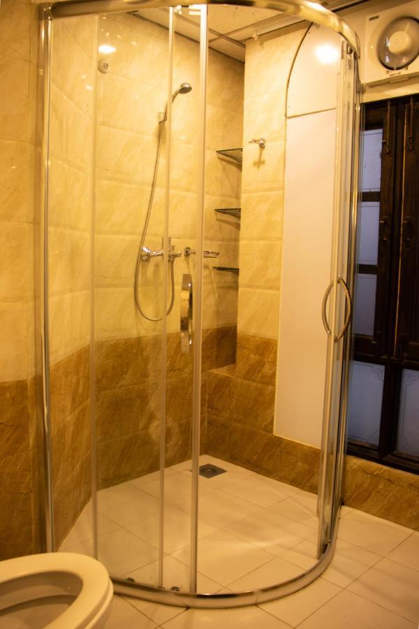 Classic Serviced Apartments Jawlakhel Dış mekan fotoğraf