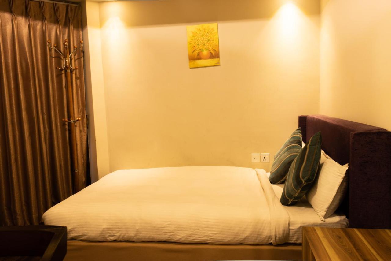 Classic Serviced Apartments Jawlakhel Dış mekan fotoğraf
